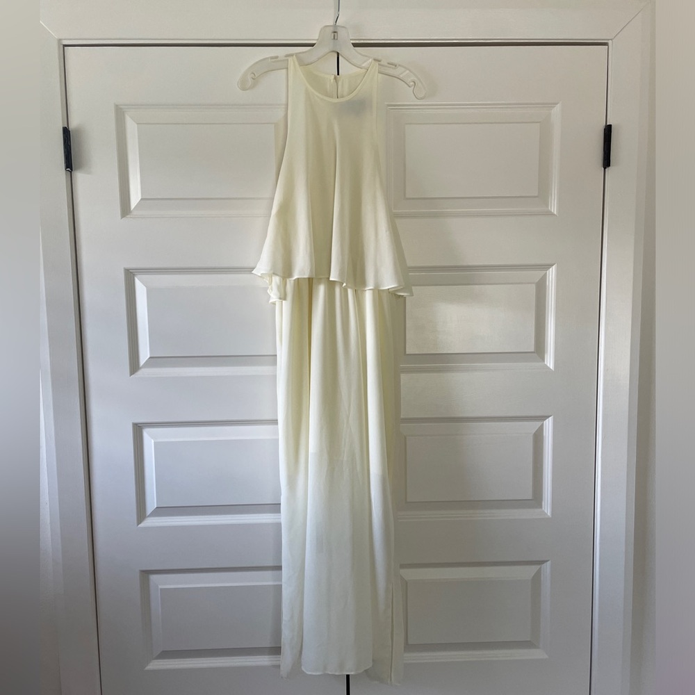 Cream sleeveless chiffon dress